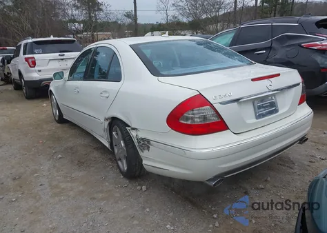 2009 Mercedes-Benz E 350 z USA, uszkodzony, nr VIN WDBUF56XX9B380630